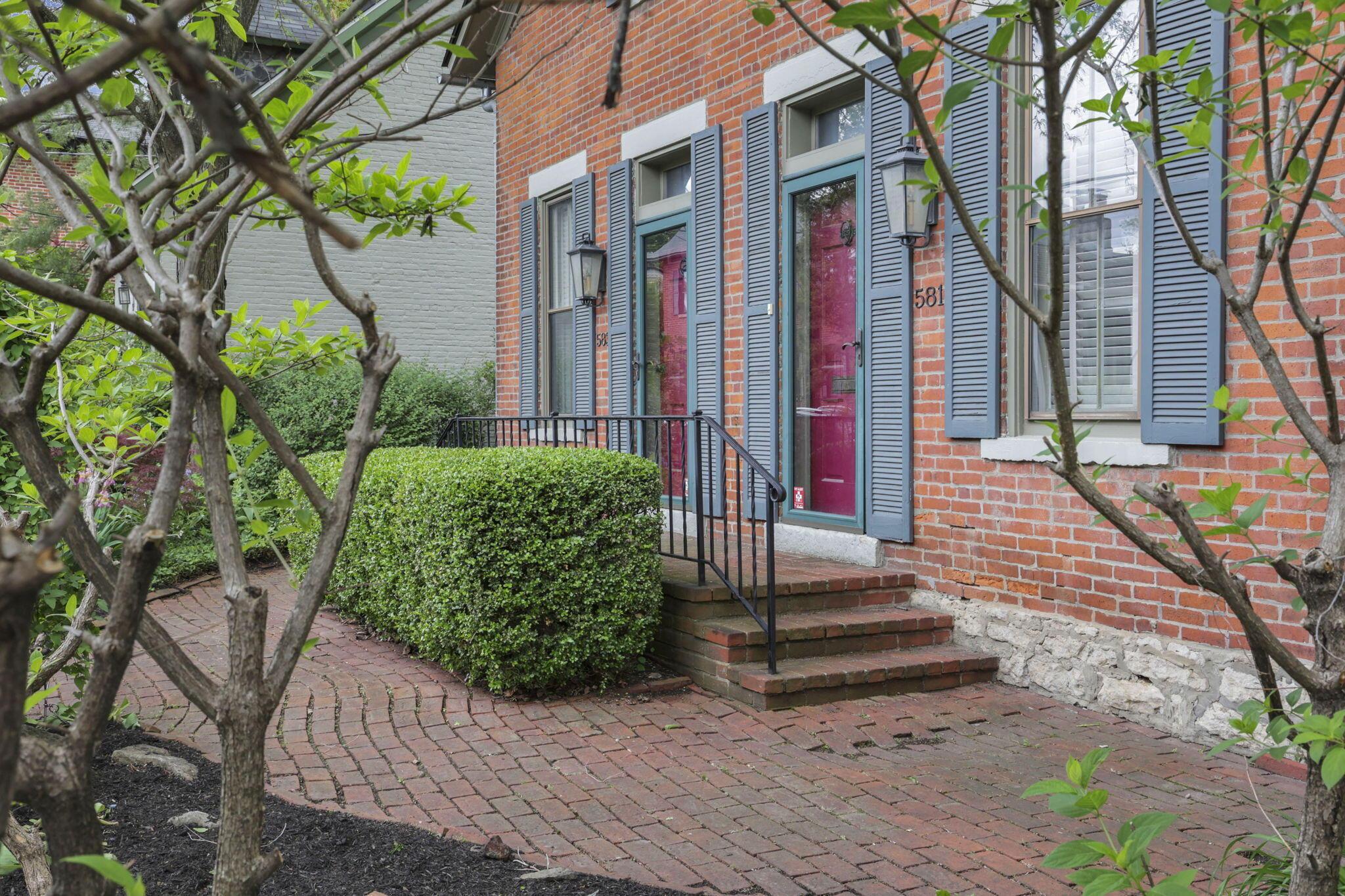 581 S 6th Street