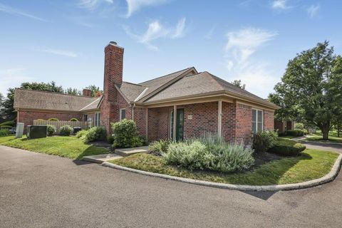 Photo of 3679 Osprey Lane, Powell, OH 43065 (MLS # 226025667)
