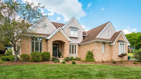 Photo of 373 Longford Drive, Granville, OH 43023 (MLS # 224028382)