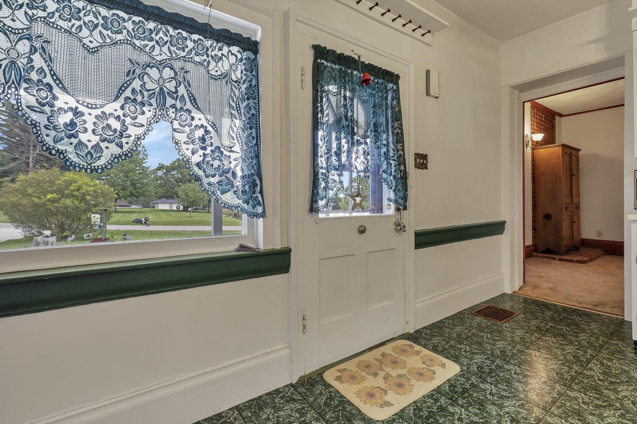 1625 Stringtown Road, Lancaster, Ohio image 7