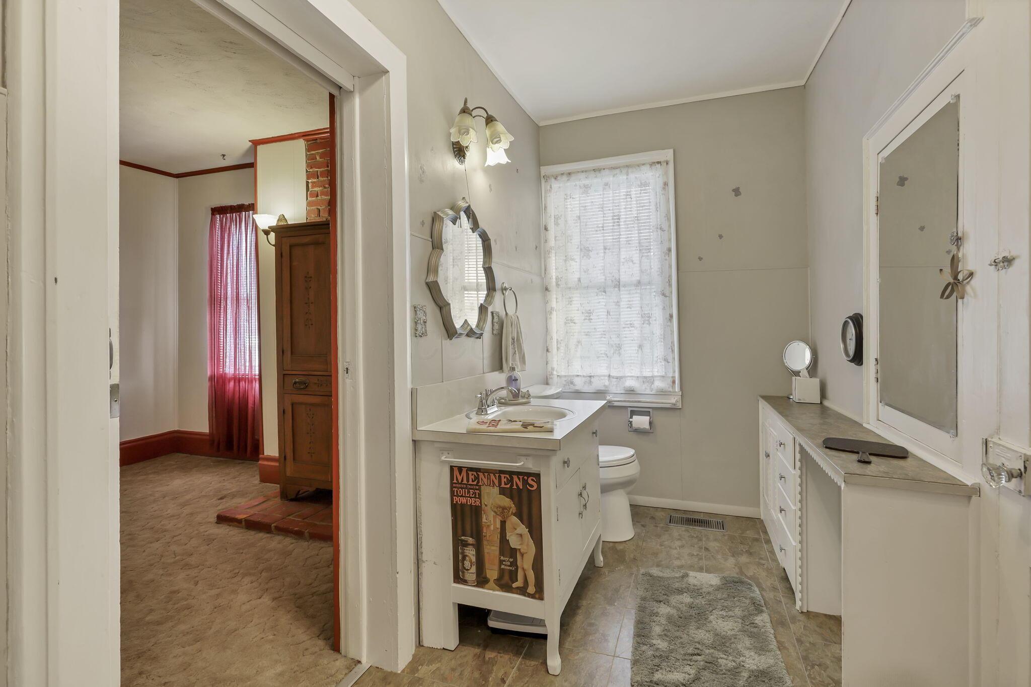 1625 Stringtown Road, Lancaster, Ohio image 22