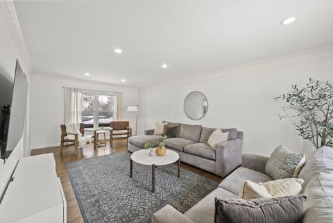 Tiny photo for 2748 Tremont Road, Columbus, OH 43221 (MLS # 226003253)