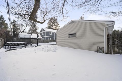 Tiny photo for 2748 Tremont Road, Columbus, OH 43221 (MLS # 226003253)