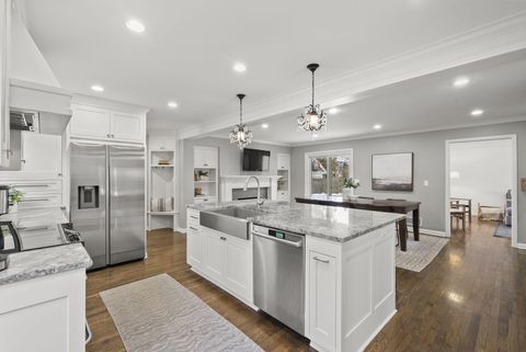 Tiny photo for 2748 Tremont Road, Columbus, OH 43221 (MLS # 226003253)