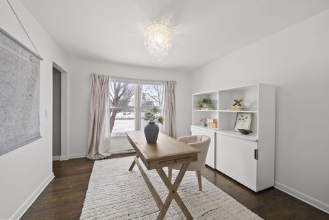 Tiny photo for 2748 Tremont Road, Columbus, OH 43221 (MLS # 226003253)