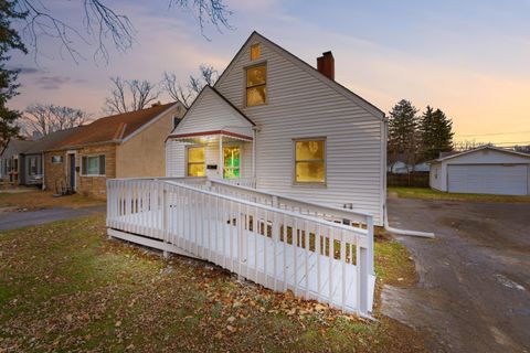 Tiny photo for 3386 Beulah Road, Columbus, OH 43224 (MLS # 225044469)