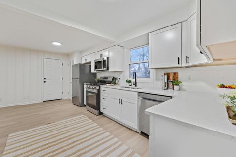 Tiny photo for 3386 Beulah Road, Columbus, OH 43224 (MLS # 225044469)