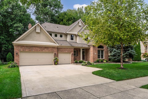 Tiny photo for 7651 Kestrel Way E, Dublin, OH 43017 (MLS # 226039805)