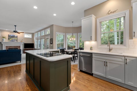 Tiny photo for 7651 Kestrel Way E, Dublin, OH 43017 (MLS # 226039805)