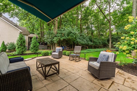 Tiny photo for 7651 Kestrel Way E, Dublin, OH 43017 (MLS # 226039805)