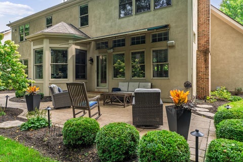 Tiny photo for 7651 Kestrel Way E, Dublin, OH 43017 (MLS # 226039805)