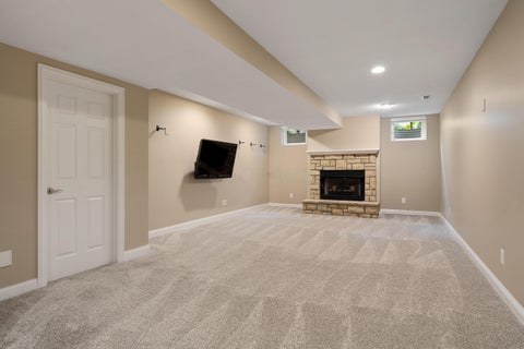 Tiny photo for 7651 Kestrel Way E, Dublin, OH 43017 (MLS # 226039805)