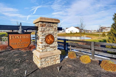 Tiny photo for 33 Erin Hills Road, Commercial Point, OH 43116 (MLS # 226000455)