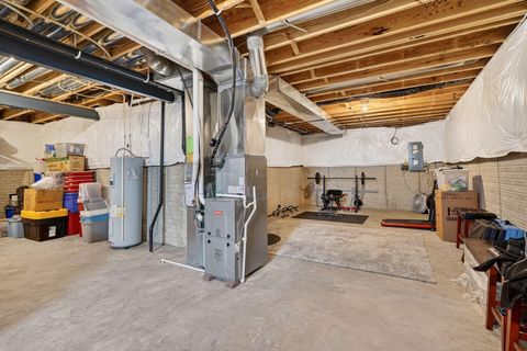 Tiny photo for 33 Erin Hills Road, Commercial Point, OH 43116 (MLS # 226000455)