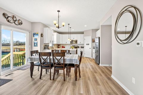 Tiny photo for 33 Erin Hills Road, Commercial Point, OH 43116 (MLS # 226000455)