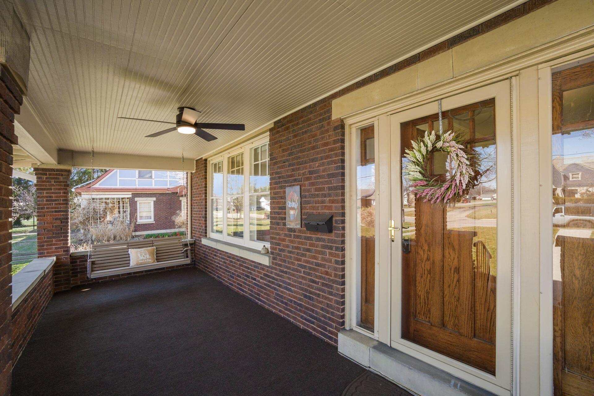 289 E Main Street, Ashville, Ohio image 3