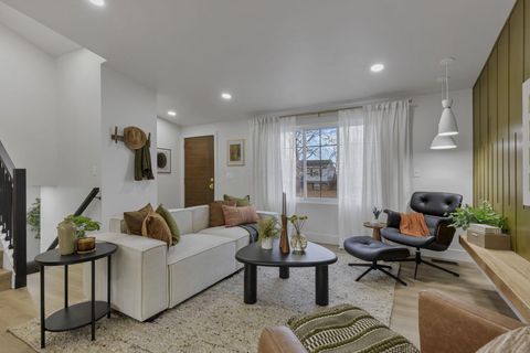 Tiny photo for 2949 Fleet Road, Columbus, OH 43232 (MLS # 226000818)