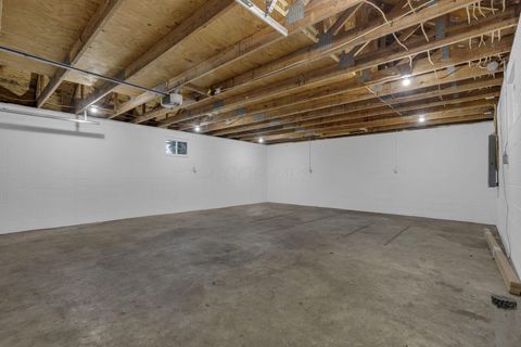 Tiny photo for 2949 Fleet Road, Columbus, OH 43232 (MLS # 226000818)