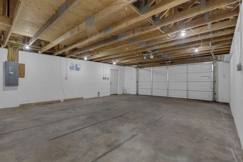 Tiny photo for 2949 Fleet Road, Columbus, OH 43232 (MLS # 226000818)