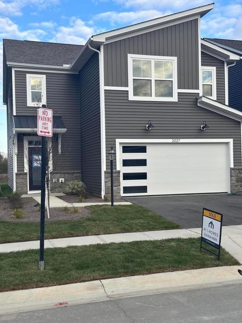 Photo of 2027 Aerotrain Court N, Plain City, OH 43064 (MLS # 225043443)