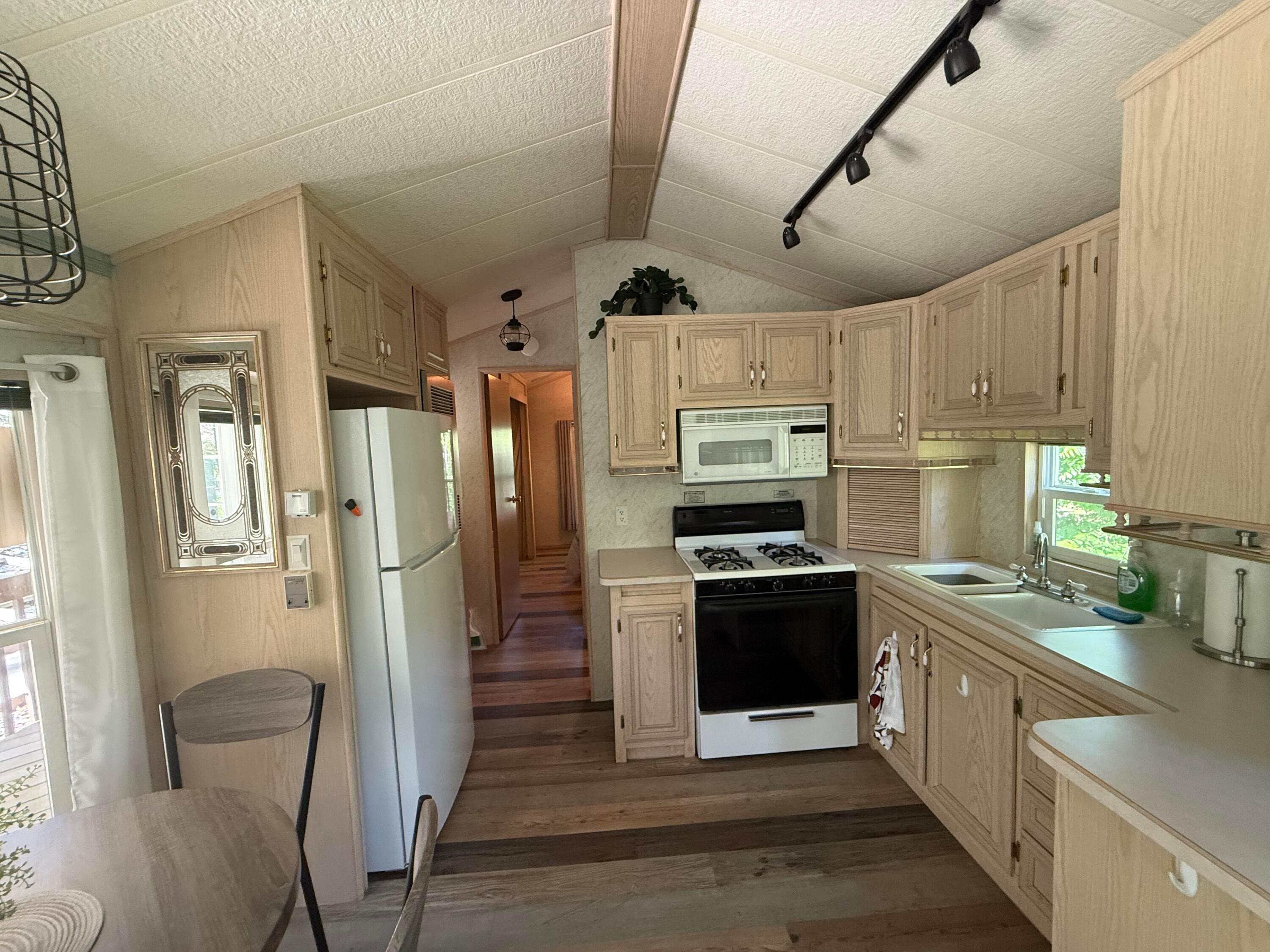 374 Pathfinder Trail, Logan, Ohio image 8