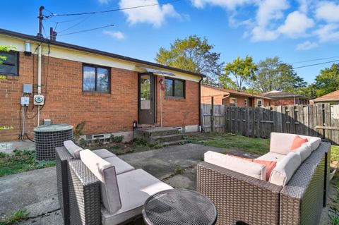 Tiny photo for 5462 Roche Drive, Columbus, OH 43229 (MLS # 225037372)