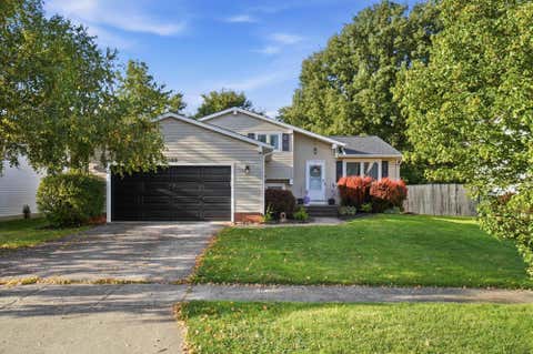 Photo of 5580 Fescue Drive, Hilliard, OH 43026 (MLS # 226032416)