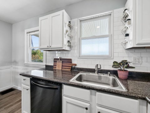 Tiny photo for 747 Wainwright Drive, Columbus, OH 43224 (MLS # 226039868)