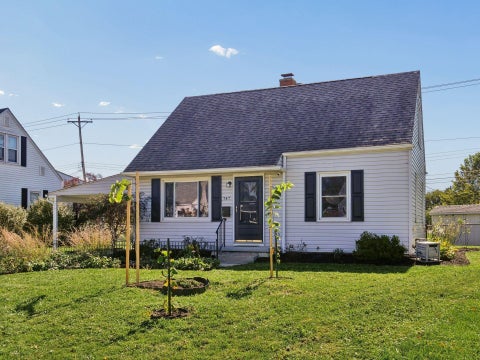 Tiny photo for 747 Wainwright Drive, Columbus, OH 43224 (MLS # 226039868)