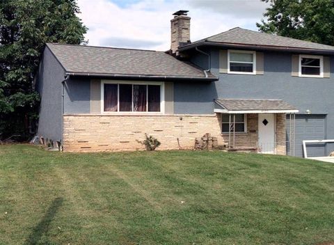 Photo of 4366 E Mound Street, Columbus, OH 43227 (MLS # 226012705)