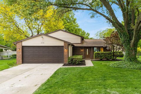Photo of 450 Sheryl Drive, Pickerington, OH 43147 (MLS # 226015731)