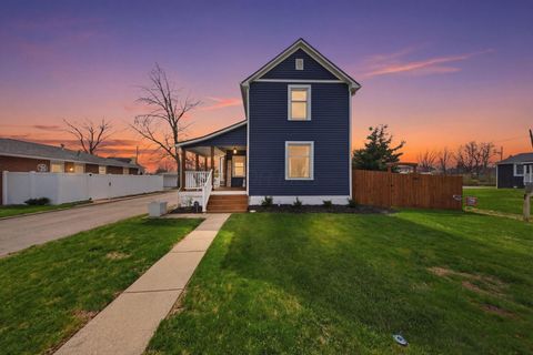 Photo of 3563 Grant Avenue, Grove City, OH 43123 (MLS # 226009929)