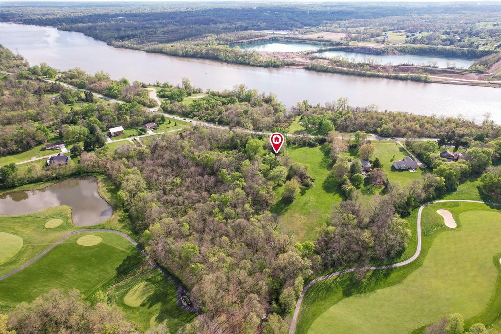 Photo of 8161 Riverside Drive, Powell, OH 43065 (MLS # 226016367)
