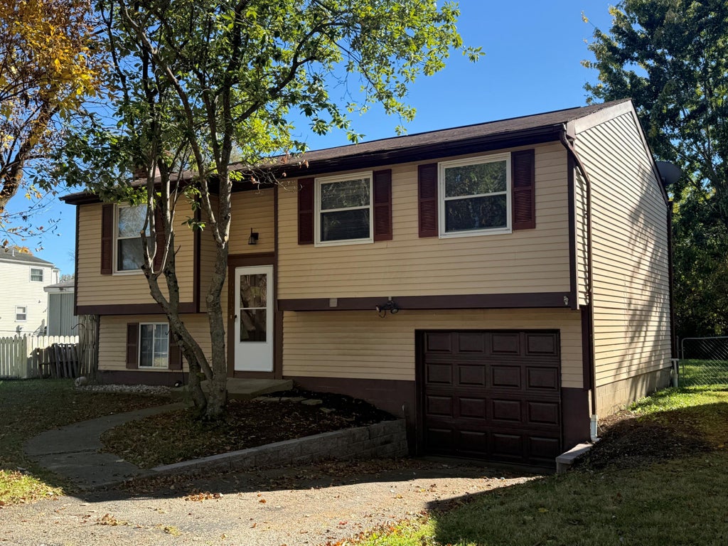 Photo of 6673 Centennial Drive, Reynoldsburg, OH 43068 (MLS # 226039792)