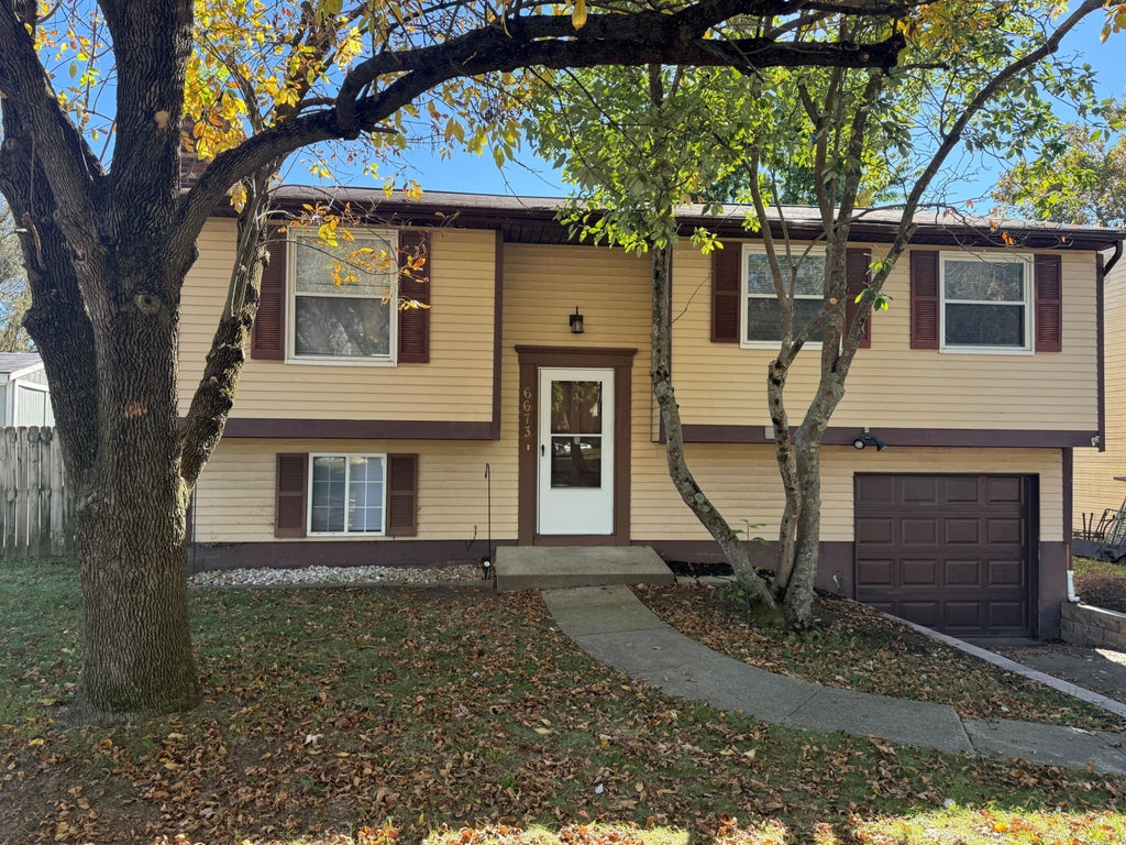 Photo of 6673 Centennial Drive, Reynoldsburg, OH 43068 (MLS # 226039792)