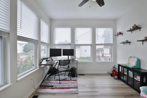 Tiny photo for 305 Lillian Drive, Pickerington, OH 43147 (MLS # 226035917)