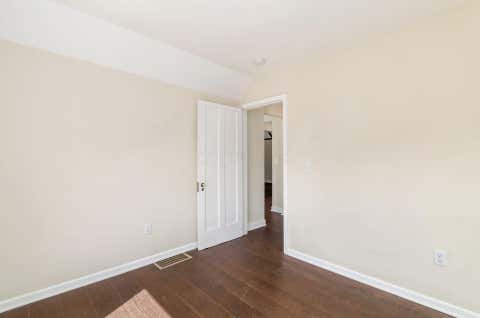 Tiny photo for 845 Sunbury Road, Columbus, OH 43219 (MLS # 226025919)