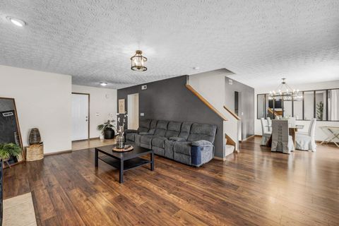 Tiny photo for 2147 Exemplar Court, Grove City, OH 43123 (MLS # 226003269)