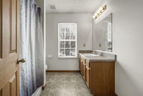 Tiny photo for 2147 Exemplar Court, Grove City, OH 43123 (MLS # 226003269)