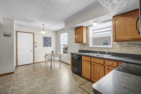 Tiny photo for 2147 Exemplar Court, Grove City, OH 43123 (MLS # 226003269)