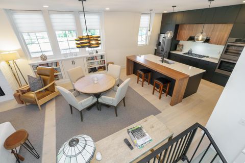 Photo of 564 Lathrop Street, Columbus, OH 43206 (MLS # 226005702)