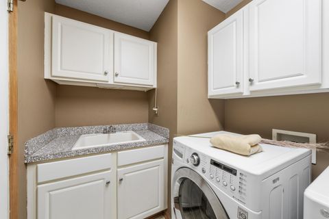 Tiny photo for 7507 Lismore Drive, Reynoldsburg, OH 43068 (MLS # 226002923)