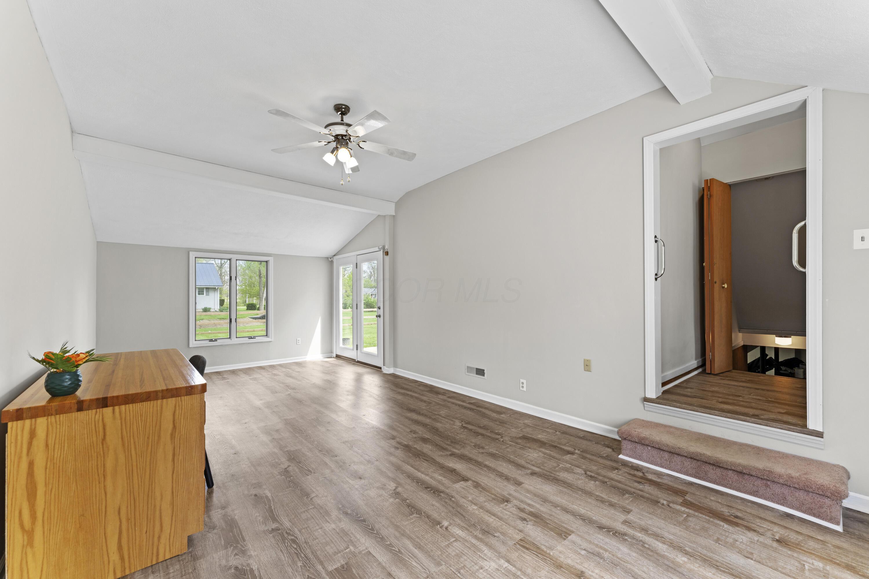 1180 Westmoor Drive, Galion, Ohio image 13
