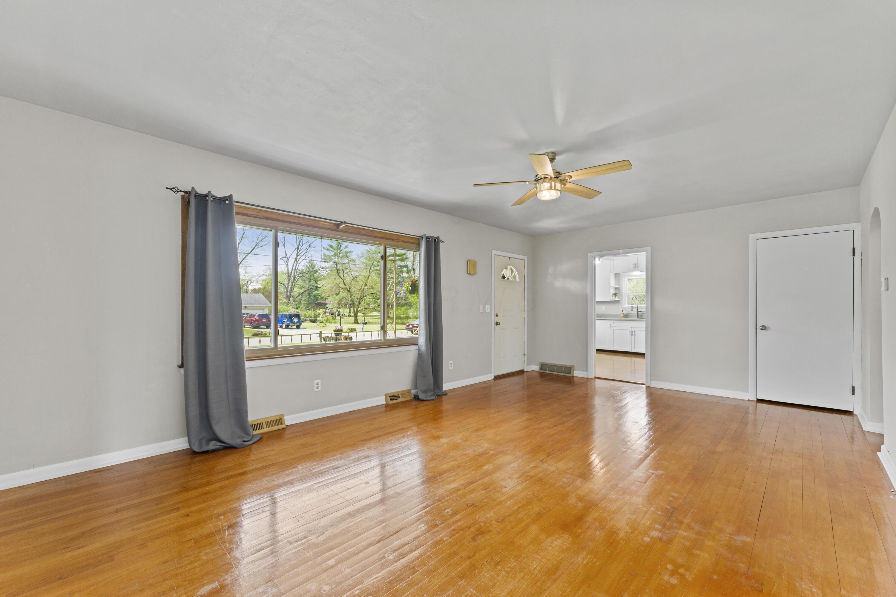 1180 Westmoor Drive, Galion, Ohio image 7
