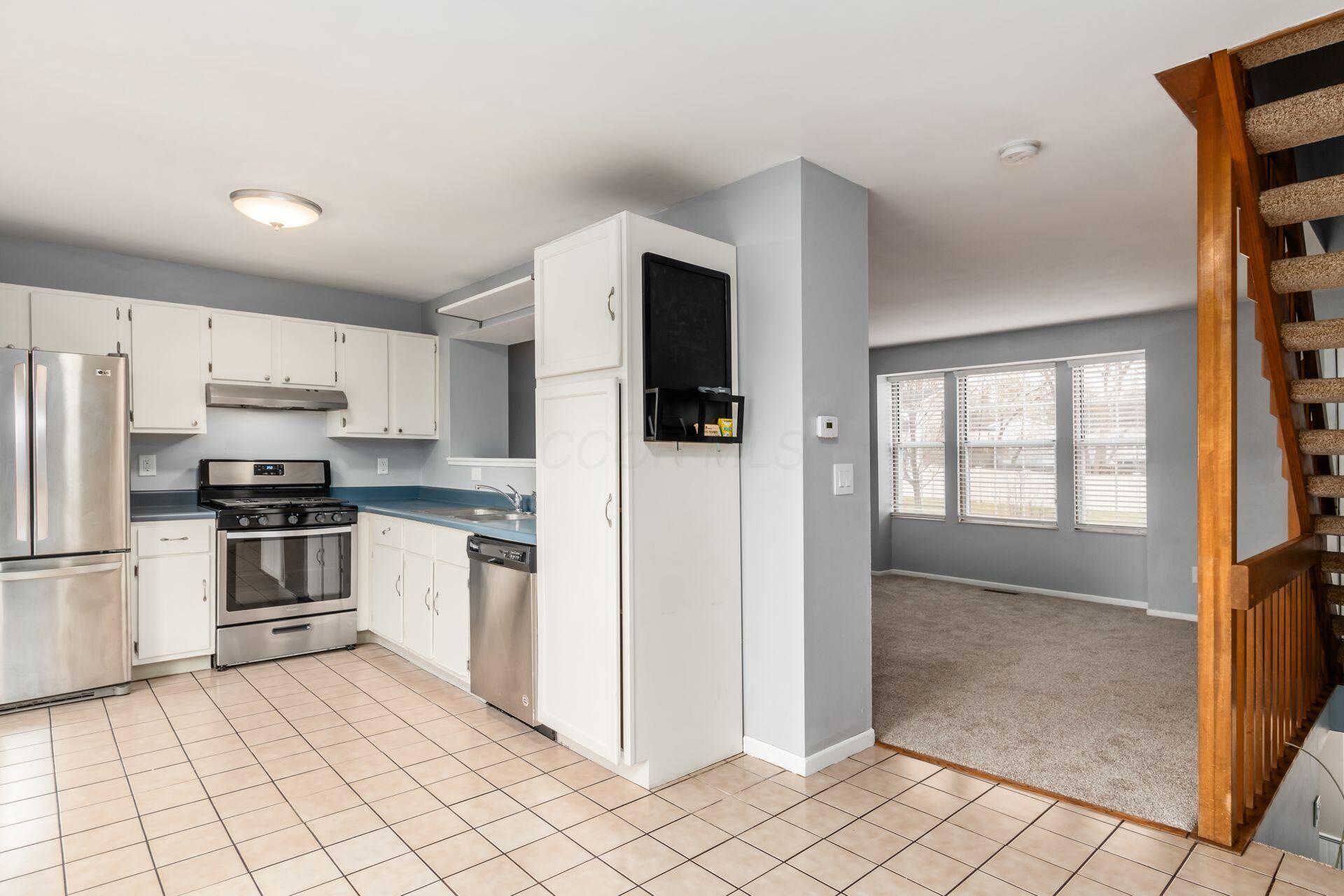 5950 Galleon Court, Hilliard, Ohio image 12