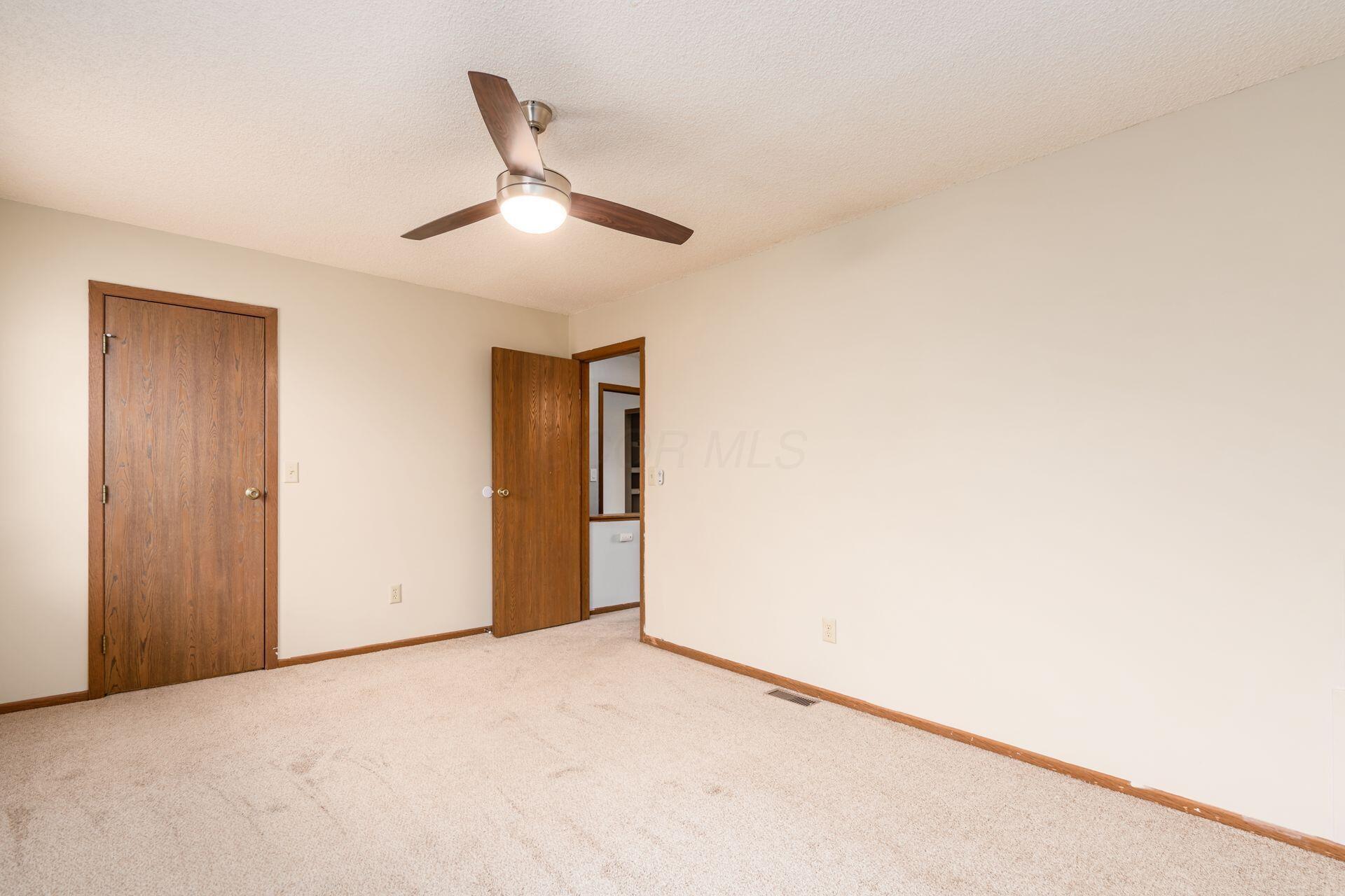 5950 Galleon Court, Hilliard, Ohio image 16