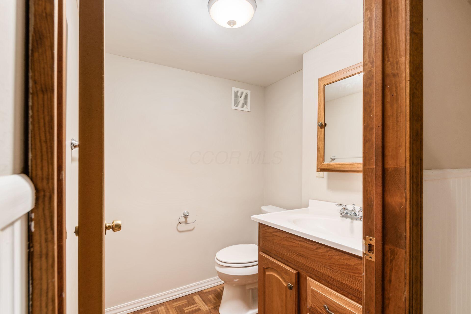 5950 Galleon Court, Hilliard, Ohio image 26
