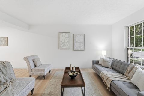 Tiny photo for 1454 Cinnamon Drive, Marysville, OH 43040 (MLS # 225045492)