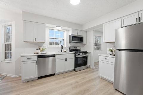 Tiny photo for 1454 Cinnamon Drive, Marysville, OH 43040 (MLS # 225045492)