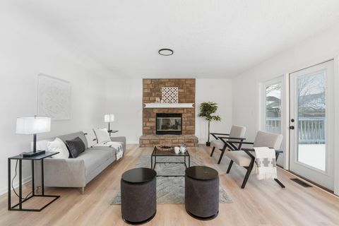 Tiny photo for 1454 Cinnamon Drive, Marysville, OH 43040 (MLS # 225045492)